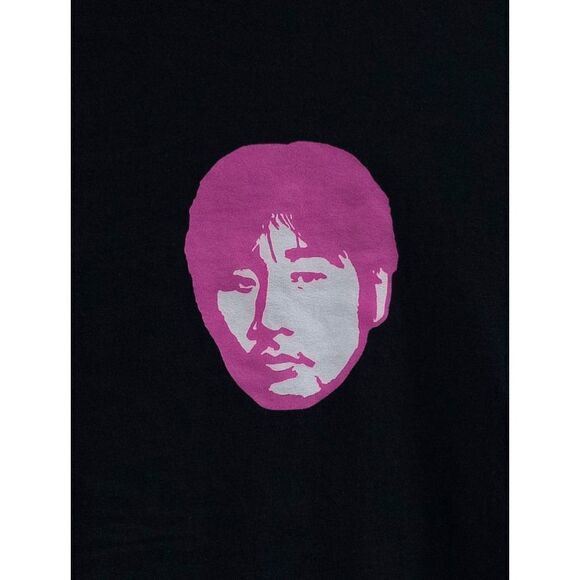 Zombieland 2 Film Crew Rhino Grips Chung Hoon Graphic Print Black T-Shirt Size L - Picture 4 of 7